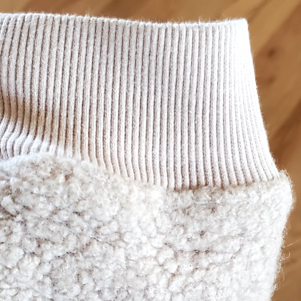 Outdoor Voices Mega Fuzzy Wool Fleece Crewneck Pullover, Oatmeal, XL, EUC - Picture 13 of 15